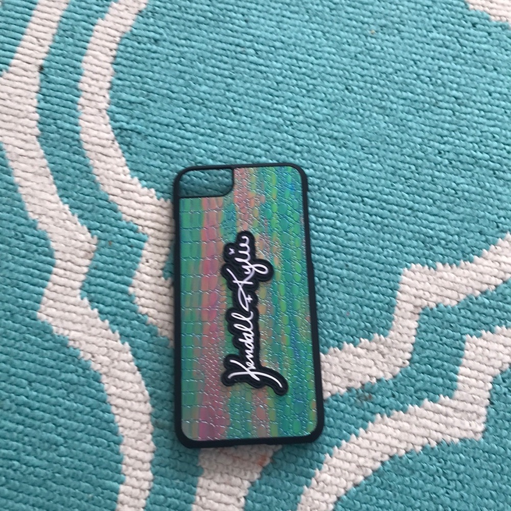 Kendal and Kylie phone case for 8 and 7